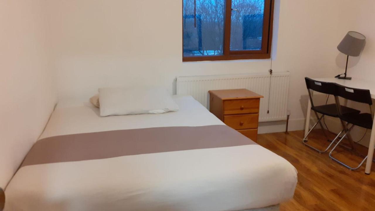 Sw16 Norbury Guesthouse Londýn Exteriér fotografie