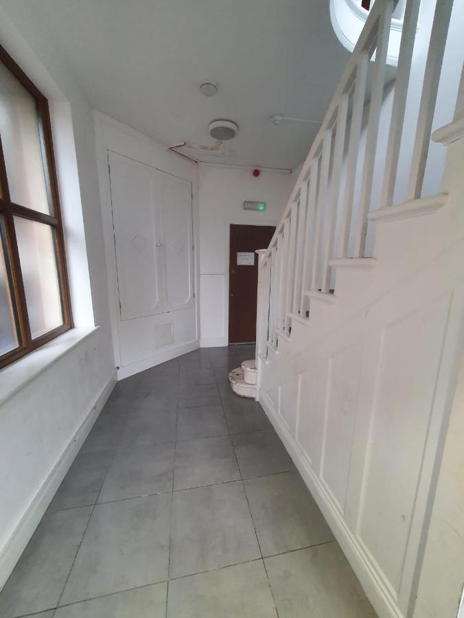 Sw16 Norbury Guesthouse Londýn Exteriér fotografie